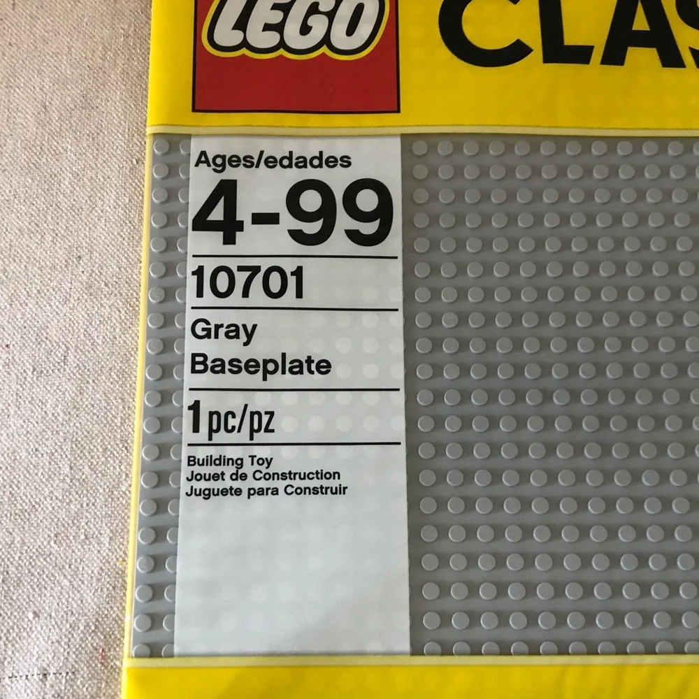 LEGO CLASSIC: 10701 Gray Baseplate 15” x 15” 1 New 1 Used Please Read